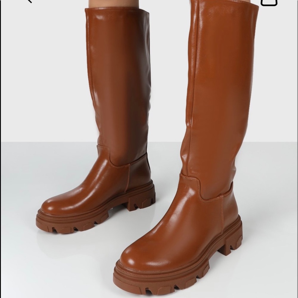 NWT-knee high chunky sole boots
